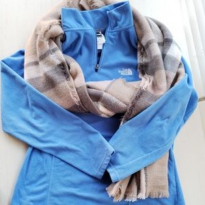 The North Face Quarter Zip Fleece Pullover